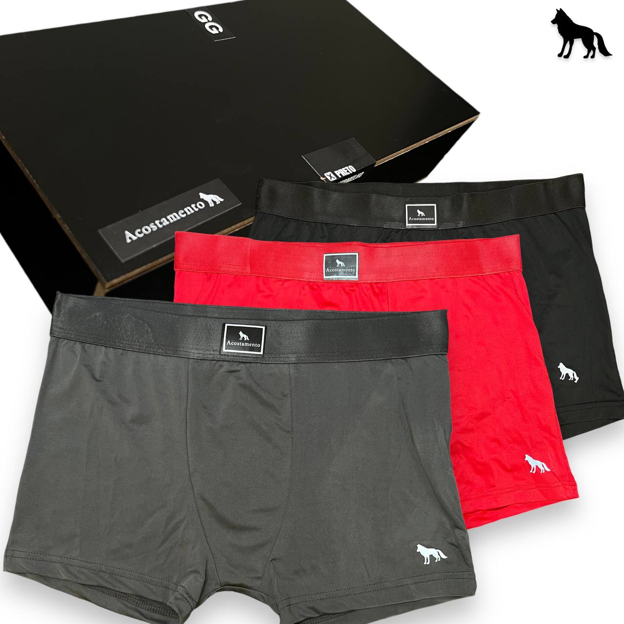 KIT COM 3 CUECAS NA CAIXA DE MADEIRA