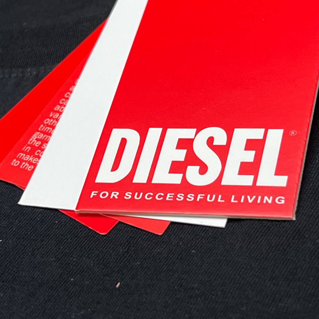 Camiseta Algodão Soft Americano - DIESEL arte emborrachada