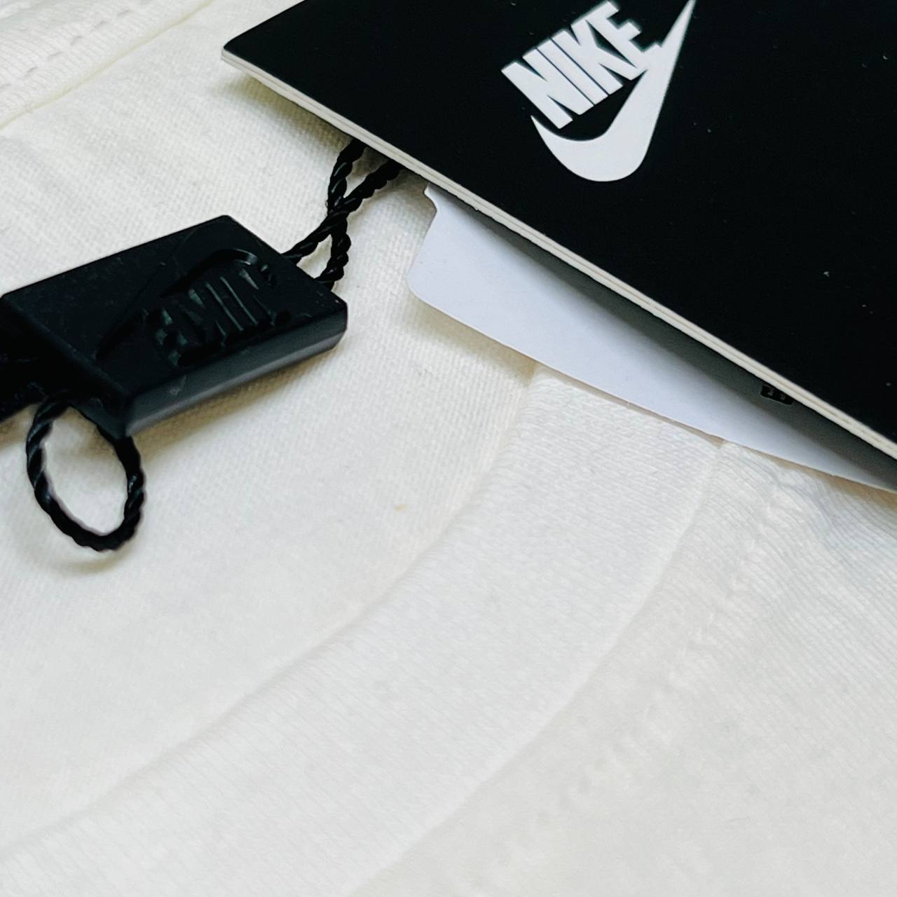 Camiseta Algodão Soft Americano - NIKE arte composta