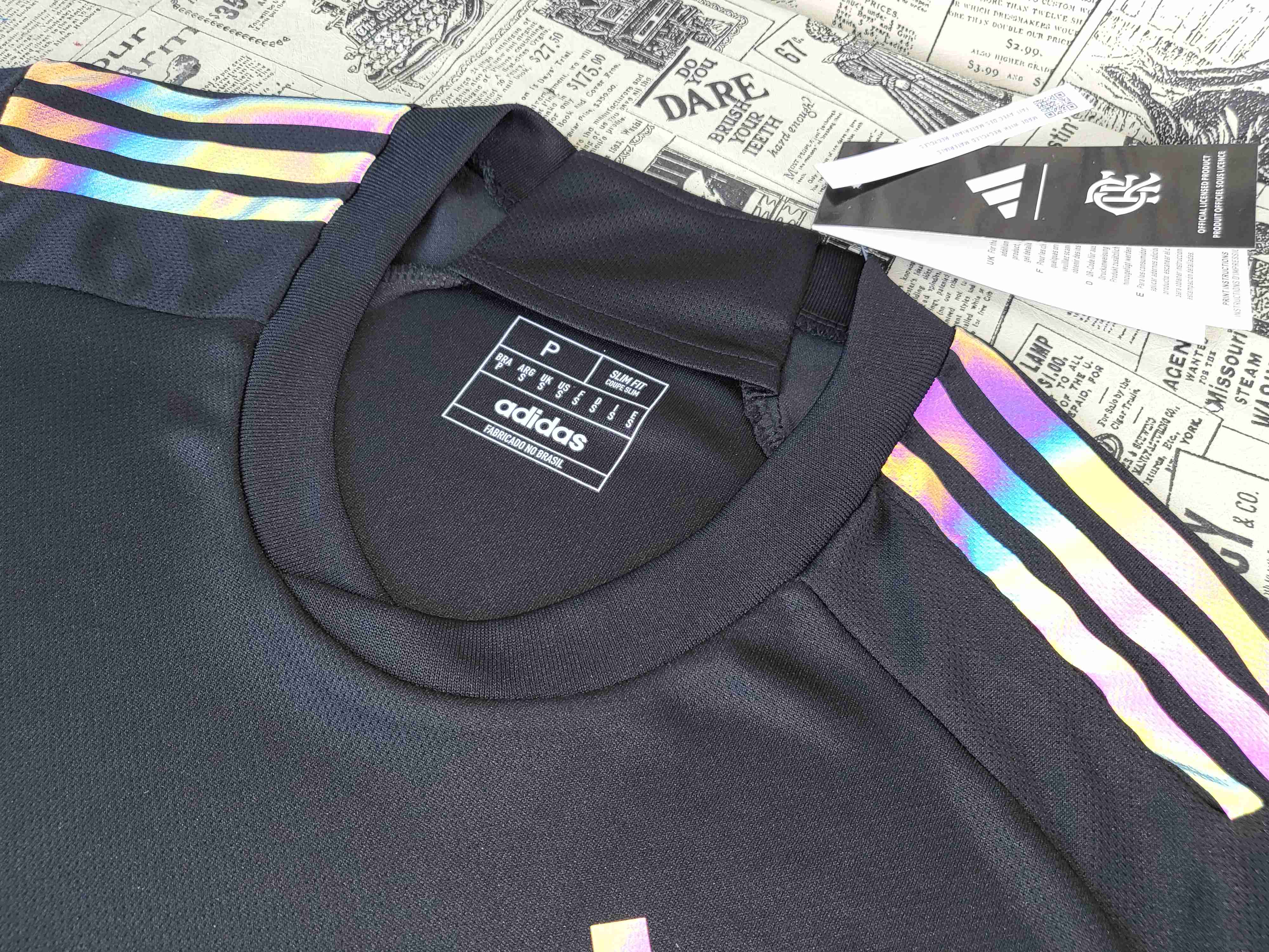 Camisa de time Tailandesa 1.1 TORCEDOR FLAMENGO 23/24 (PRONTA ENTREGA)