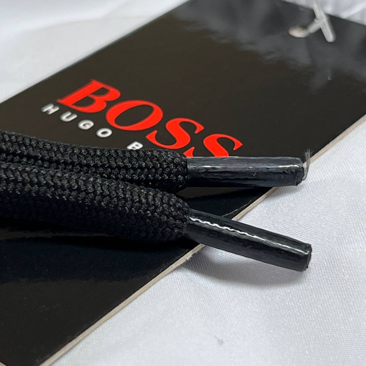Bermuda Microfibra Ultra - HUGO BOSS arte em silk
