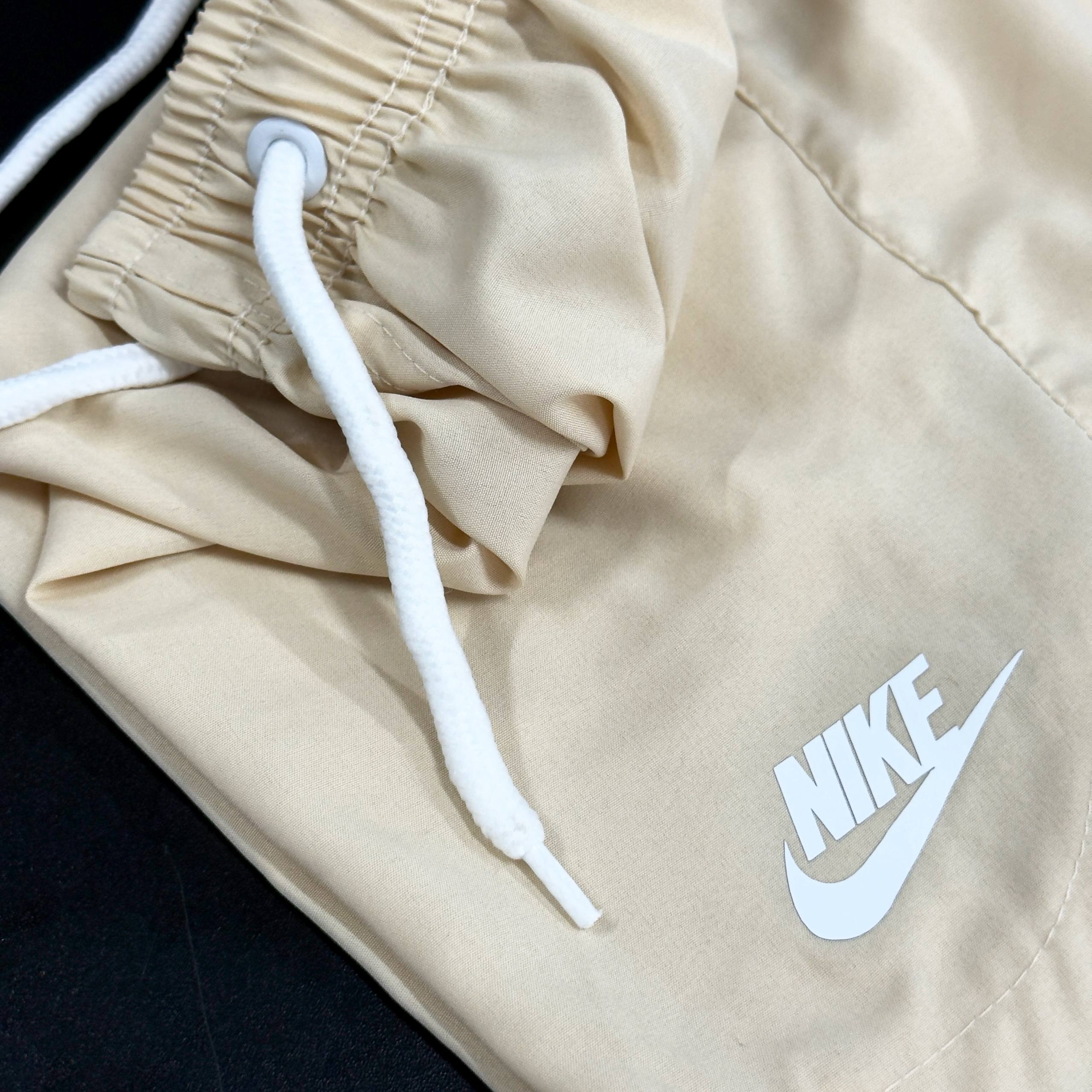 Bermuda Microfibra Premium Nike