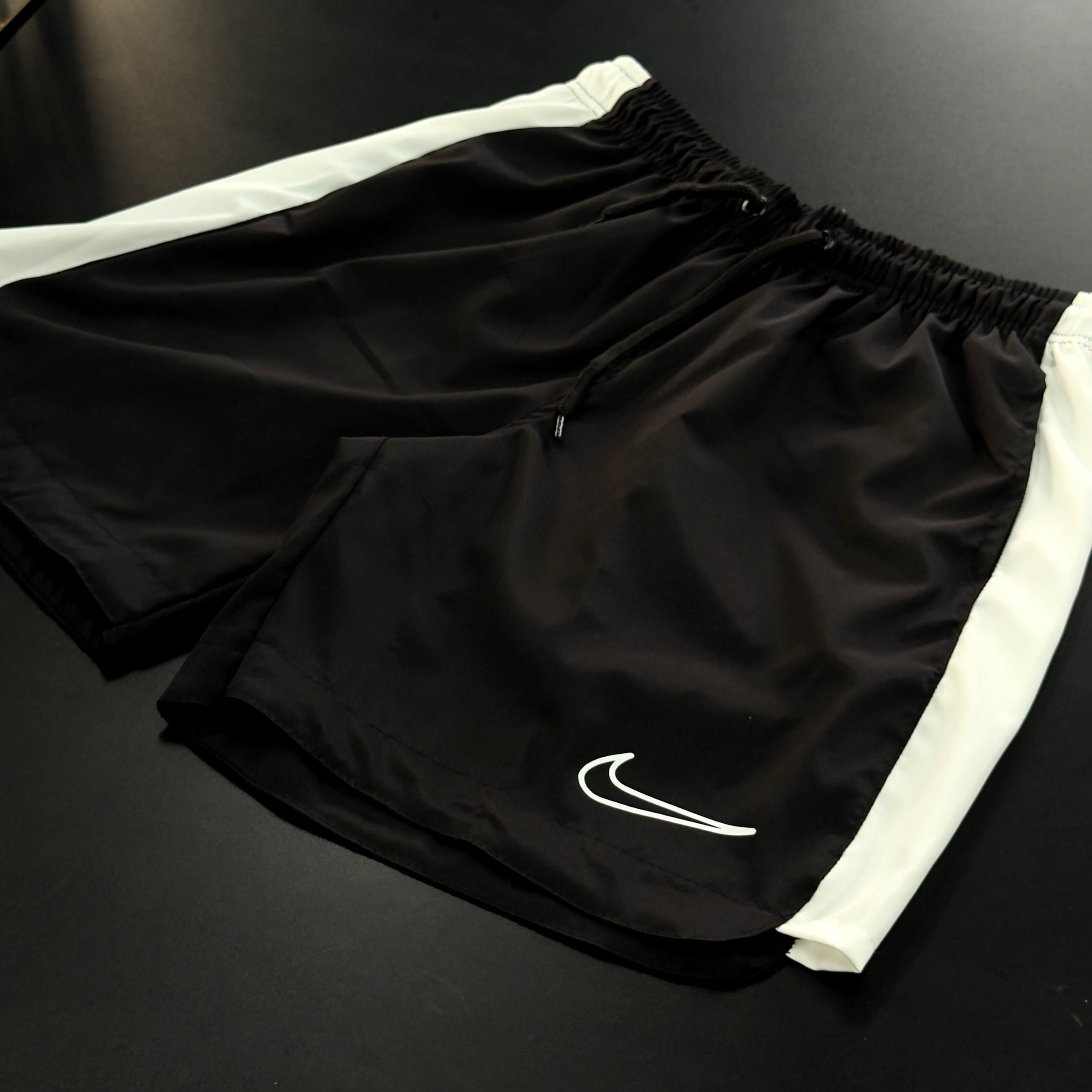 Bermuda Microfibra Premium Nike 