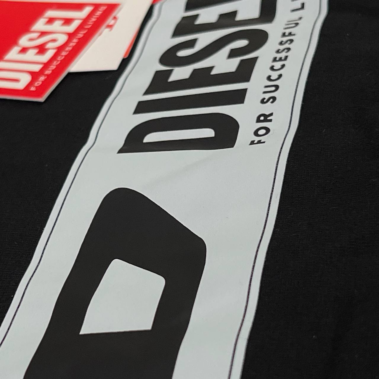 Camiseta GENUINA COTTON SOFT TURCO - DIESEL arte em DTF