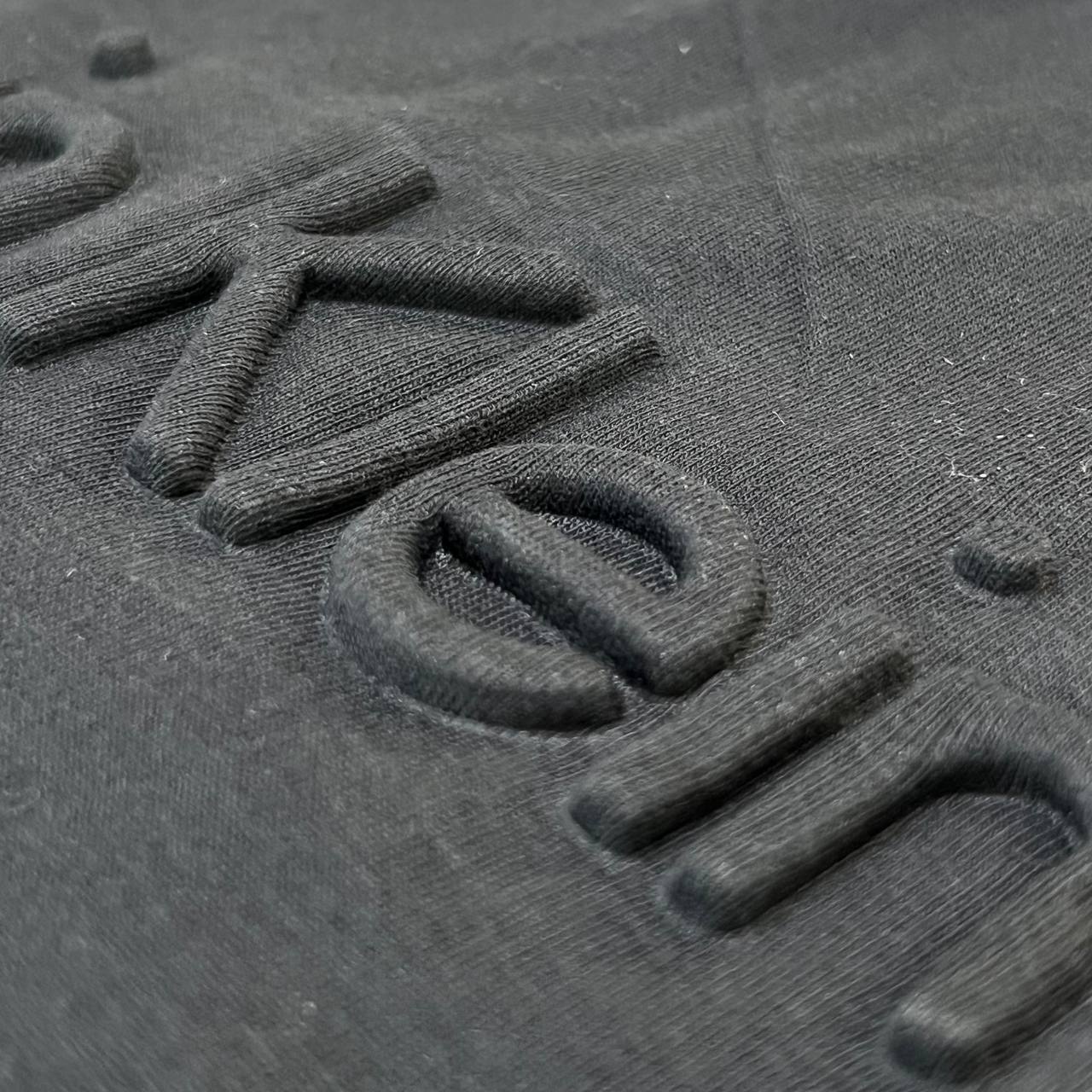 Camiseta Genuína Soft Penteado Turco - CALVIN KLEIN arte em relevo