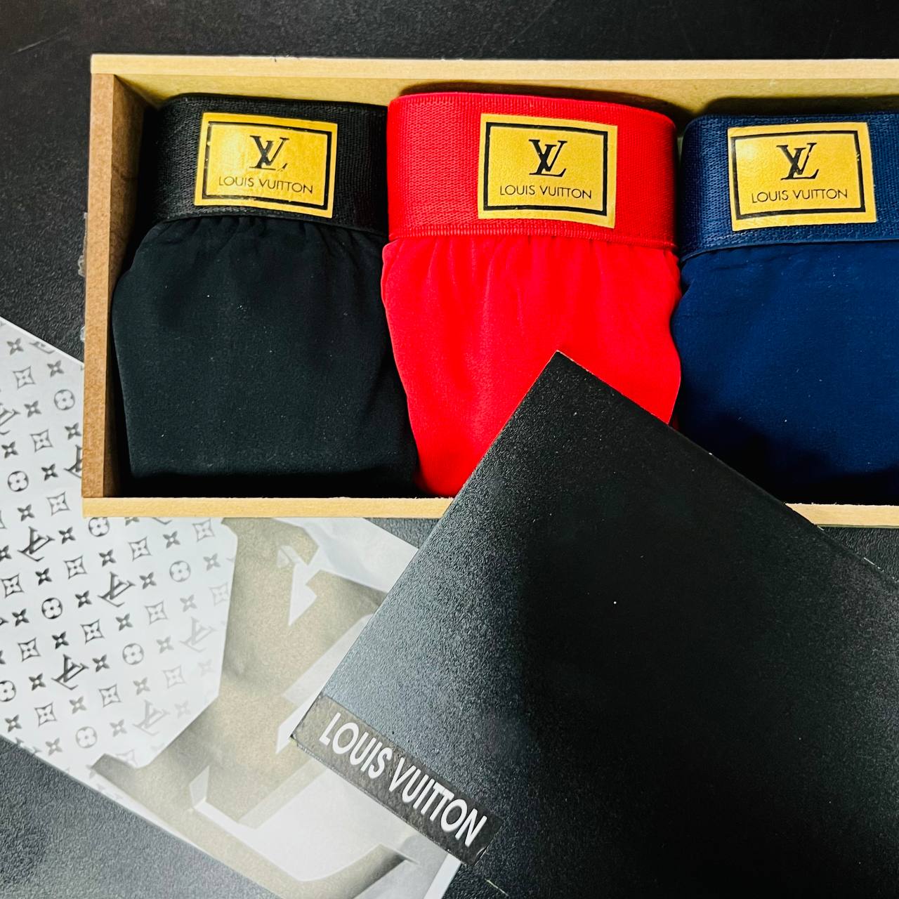 Kit Cueca Premium na caixa de MADEIRA (LT037)