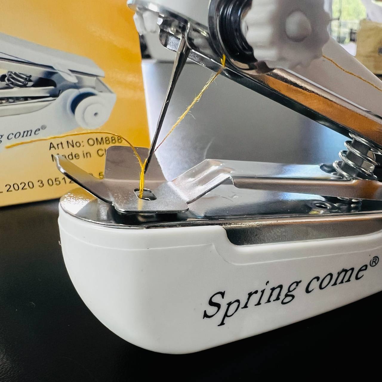 Mini Maquina de Costura Portatil LT34A (C750) 