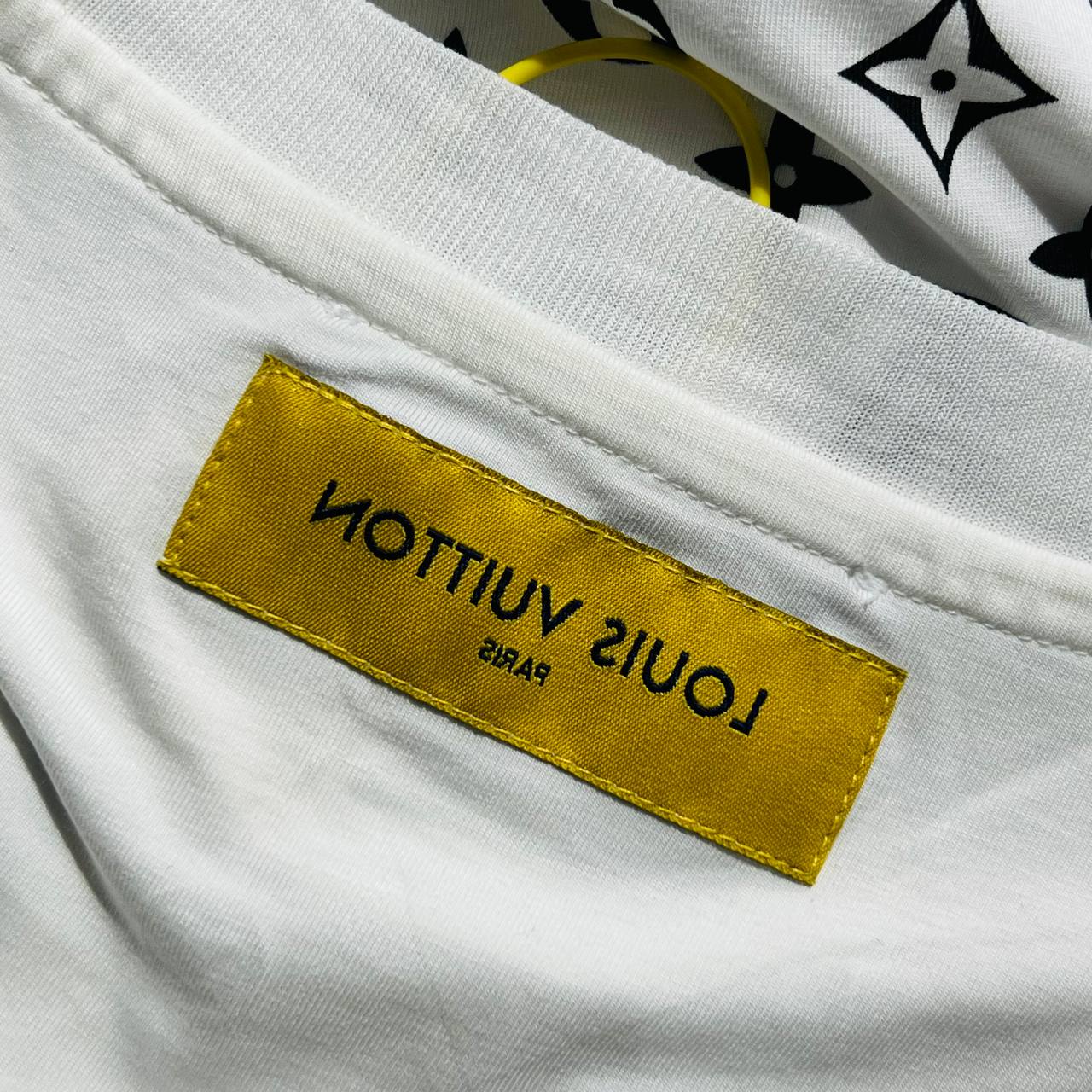 Camiseta Malha Chinesa | Importada Documentada LT48A (C895)