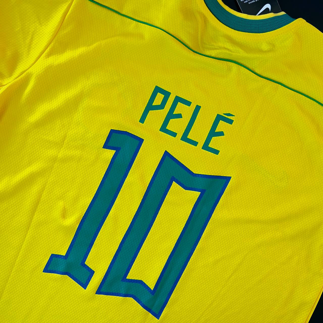 Camisa de Time (Qualidade Nacional Premium) Seleção Brasileira Retrô PELÉ #10| LT65A (C1106) 