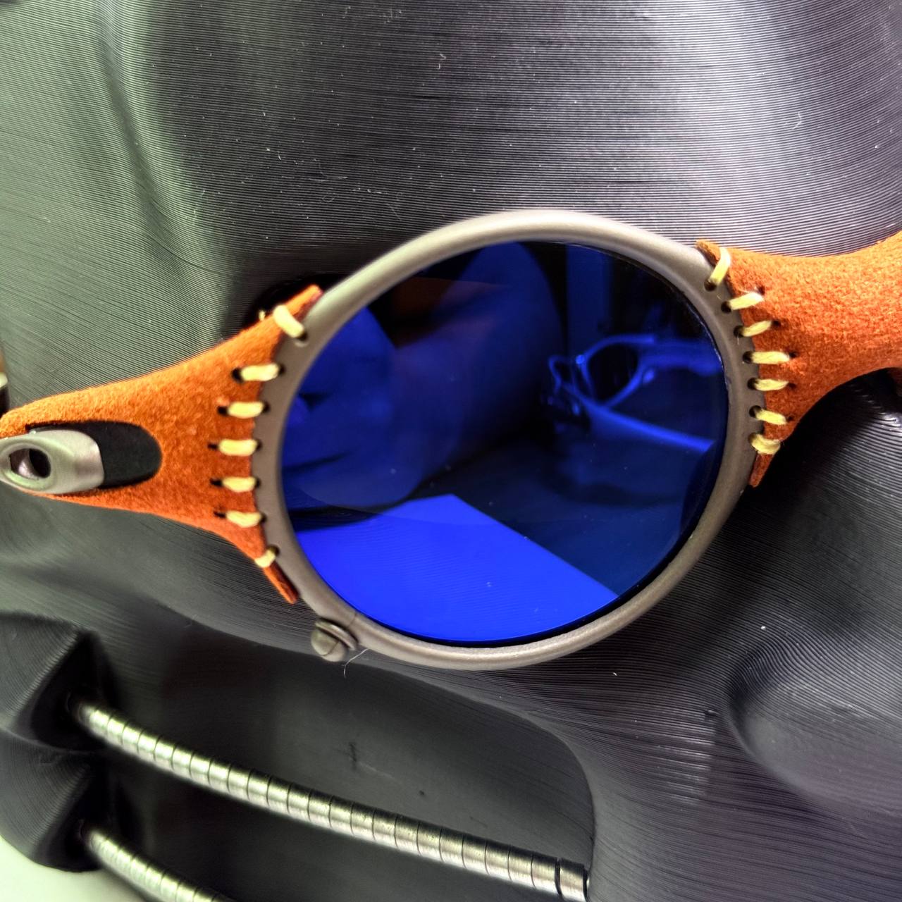 Óculos OAKLEY JULIET (LT024) - ARMAÇÃO: PLASMA - PRATA - Kit Borracha: PRETA - MODELO: JULIET