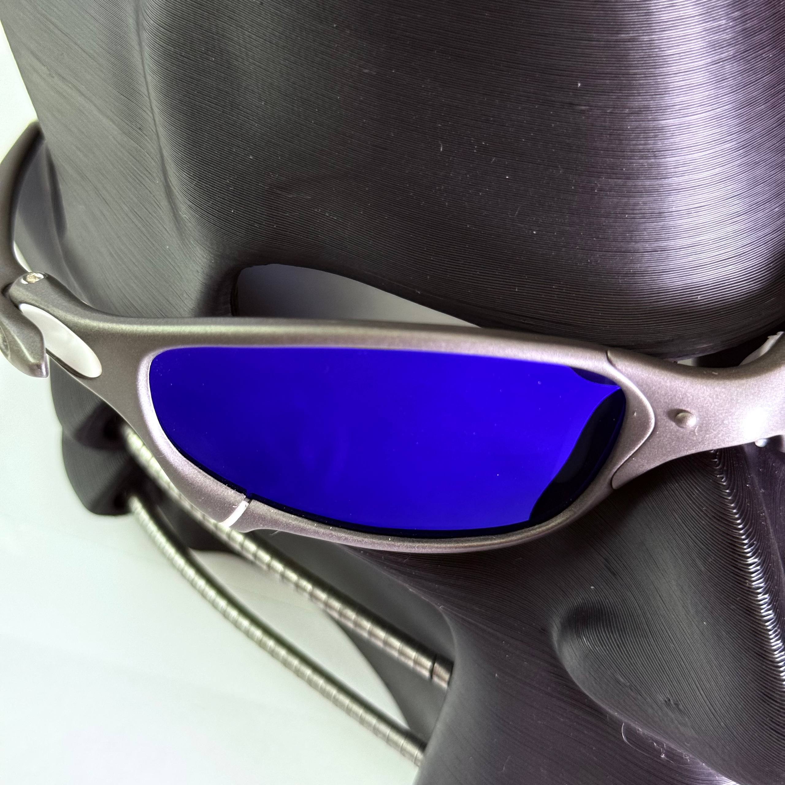 Óculos OAKLEY JULIET (LT024) - ARMAÇÃO: BLACK - Kit Borracha: AZUL - MODELO: JULIET