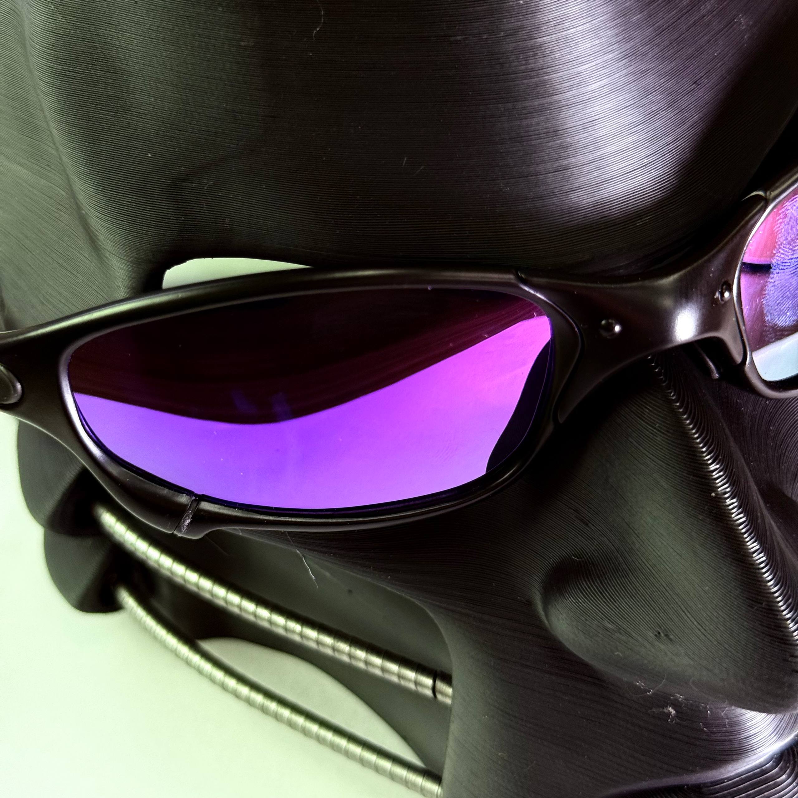 Óculos OAKLEY JULIET (LT024) - ARMAÇÃO: BLACK - Kit Borracha: AZUL - MODELO: JULIET