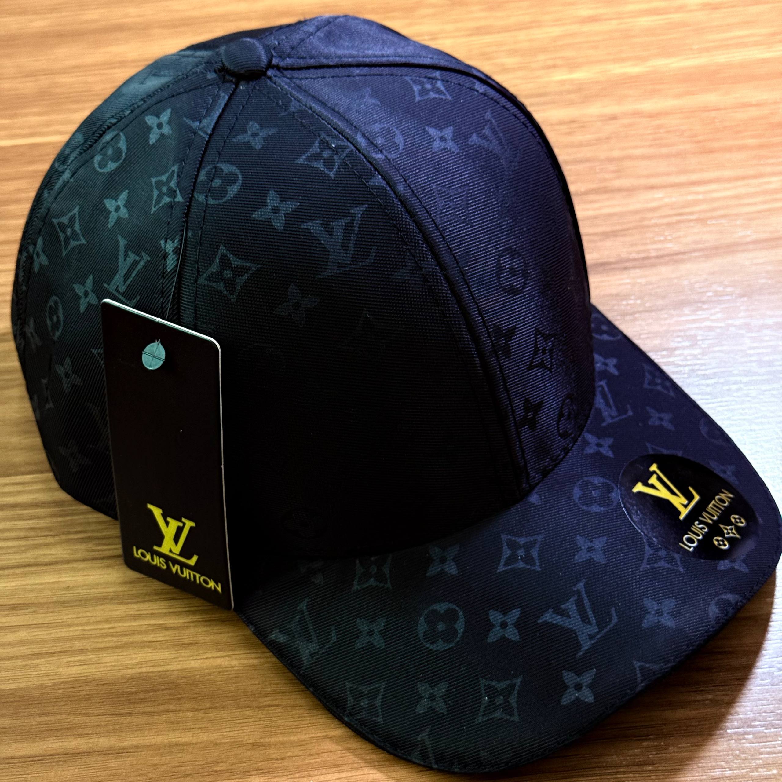 Boné Ultra Premium LOUIS VUITTON Aba de couro (LT026)