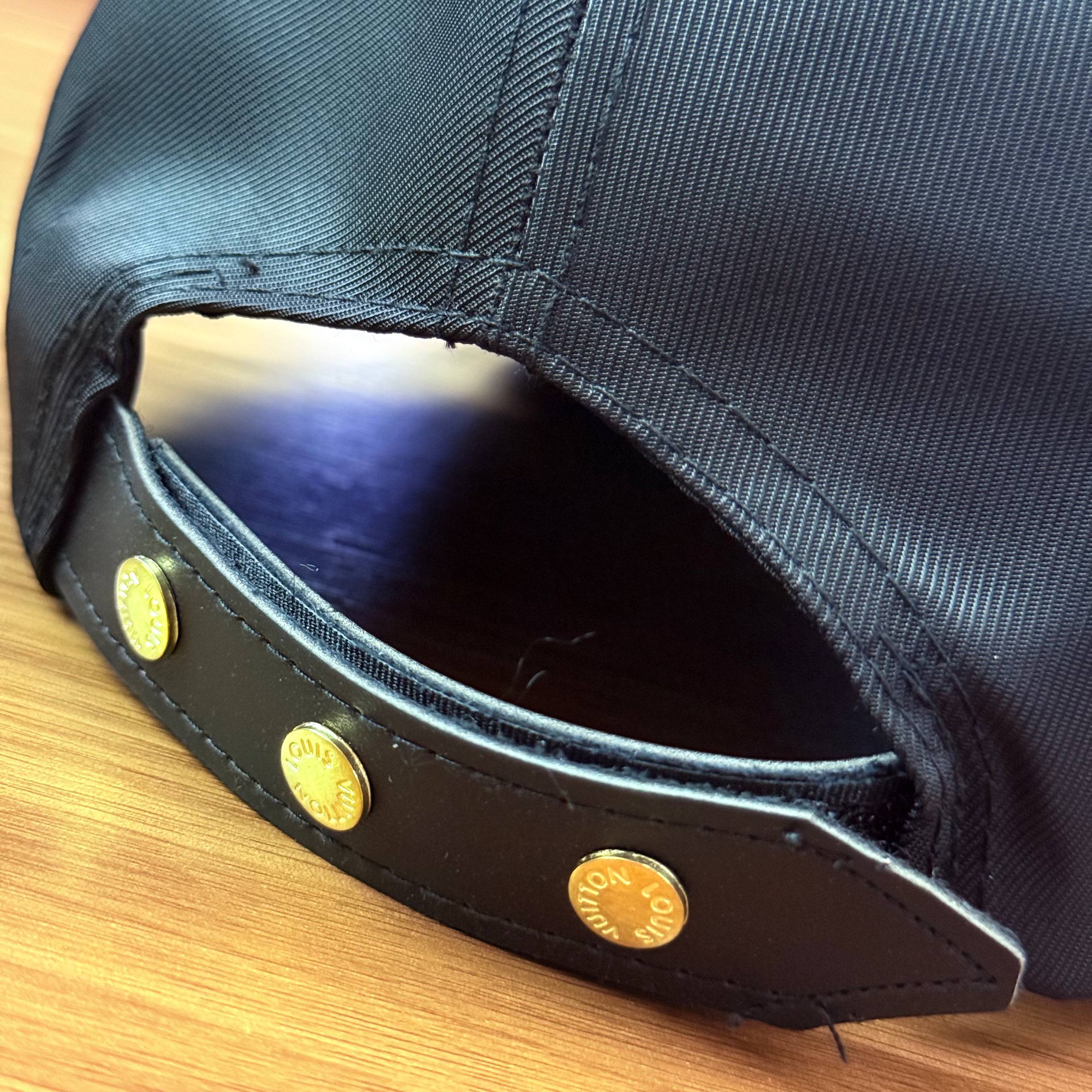 Boné Ultra Premium LOUIS VUITTON (LT026)