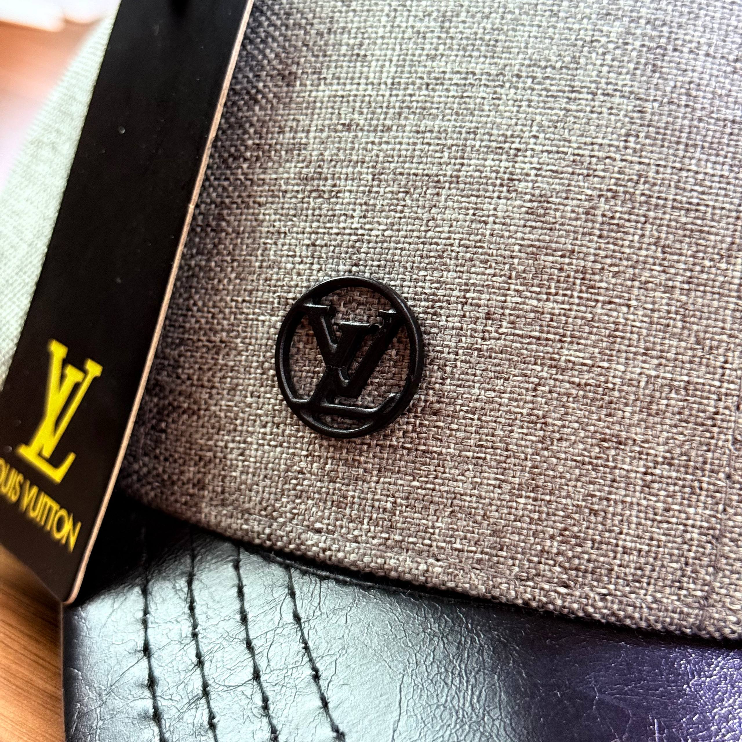 Boné Ultra Premium ARMANI (LT026)