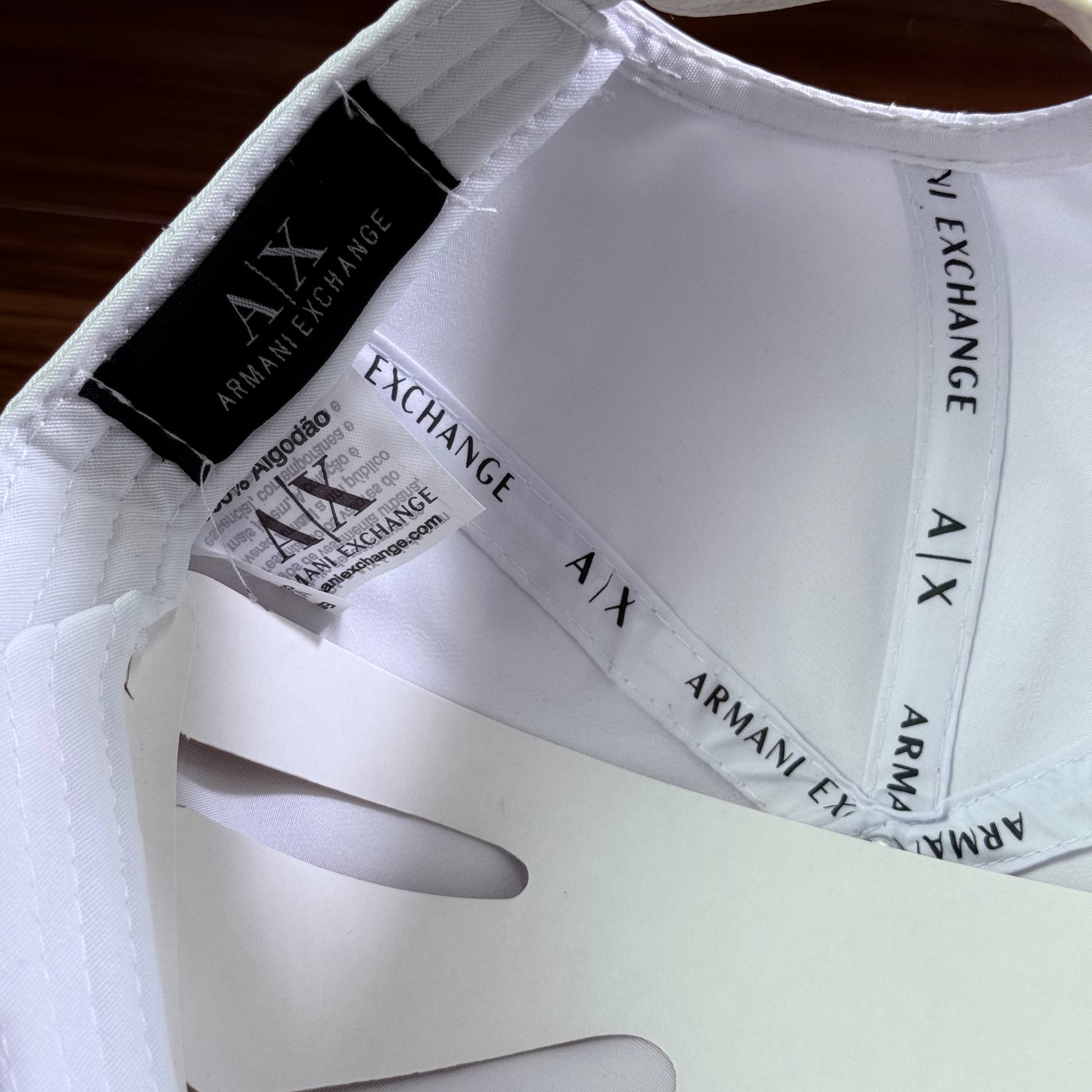 Boné Ultra Premium ARMANI (LT026)