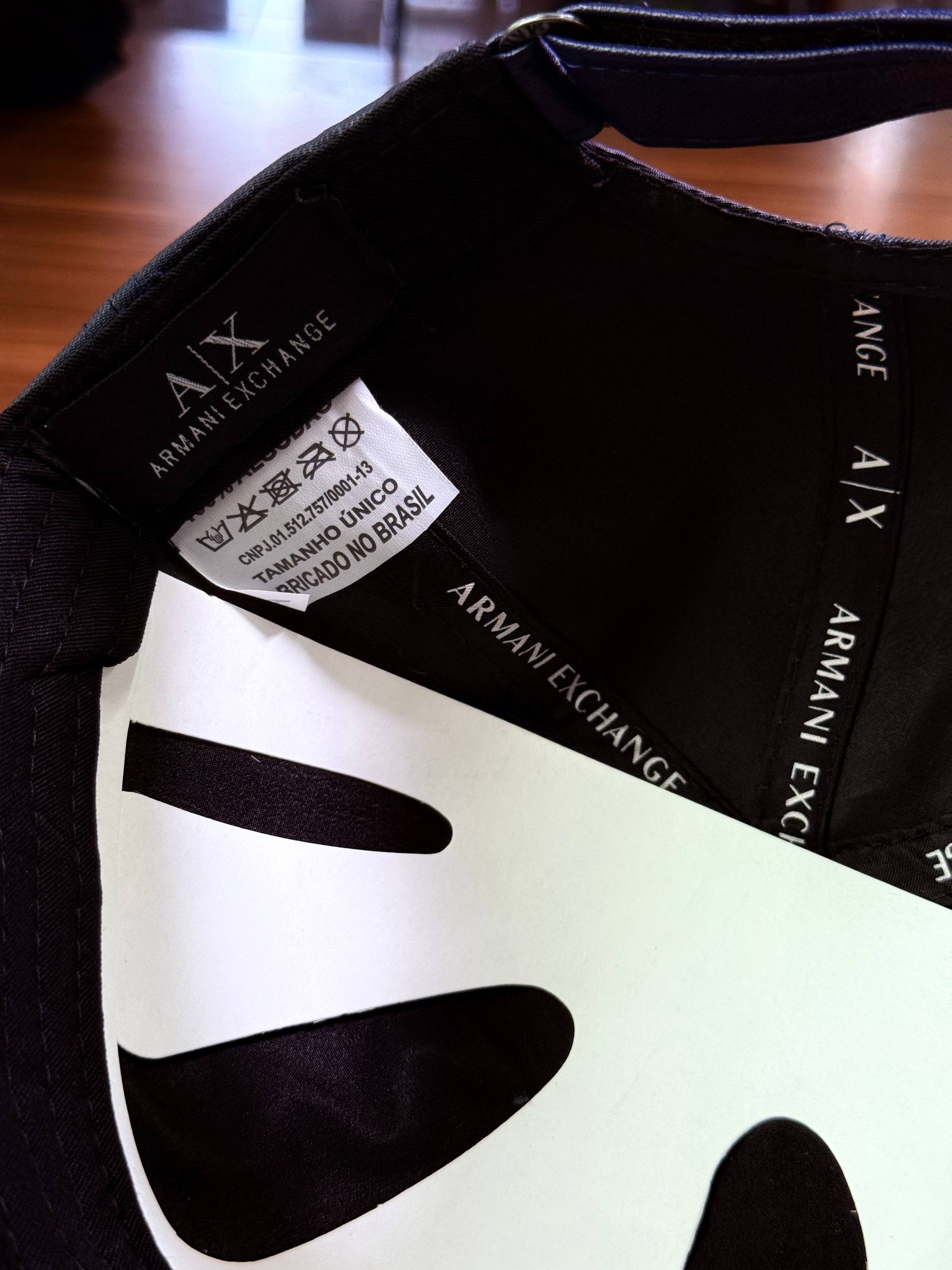 Boné Ultra Premium ARMANI (LT026)