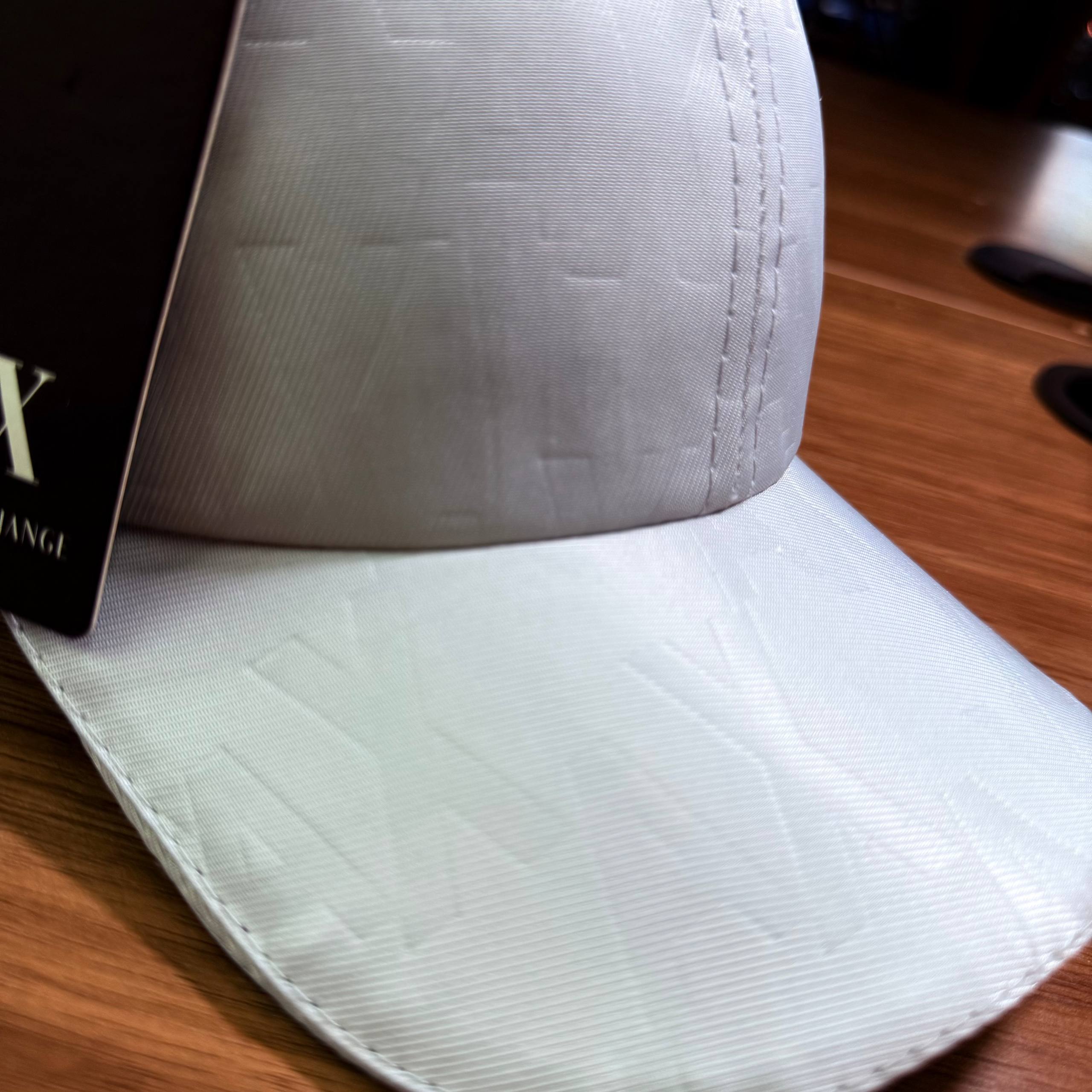 Boné Ultra Premium ARMANI (LT026)