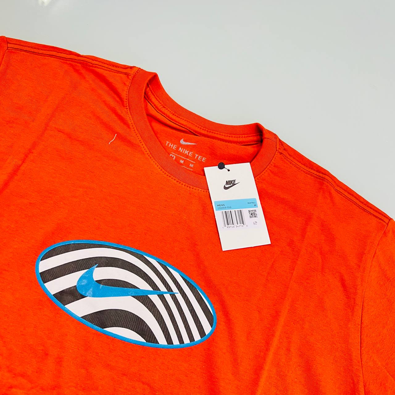 Camiseta 40.1 Ultra Premium - NIKE 30.04 OURO