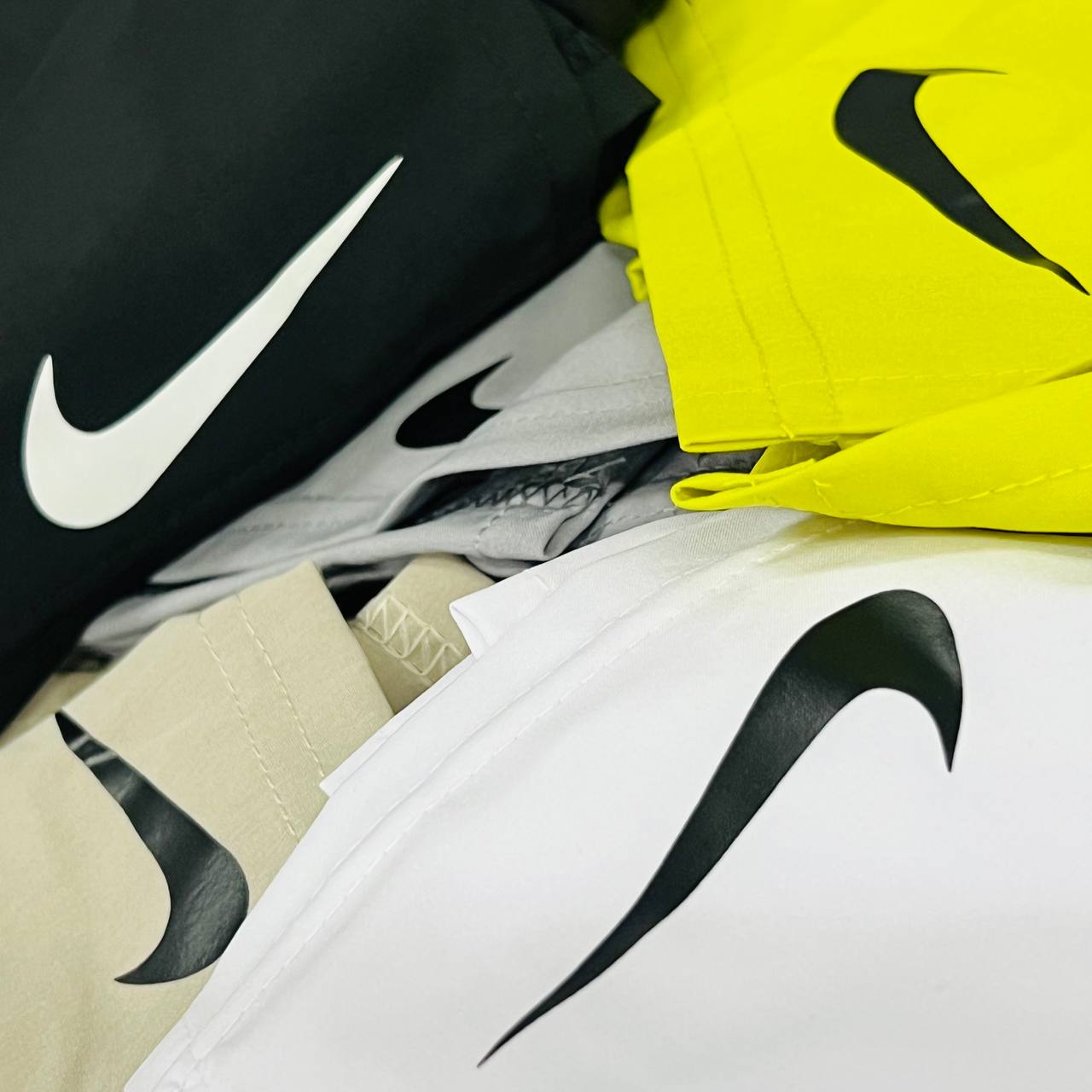 Bermuda Microfibra Ultra NIKE com fitilho 