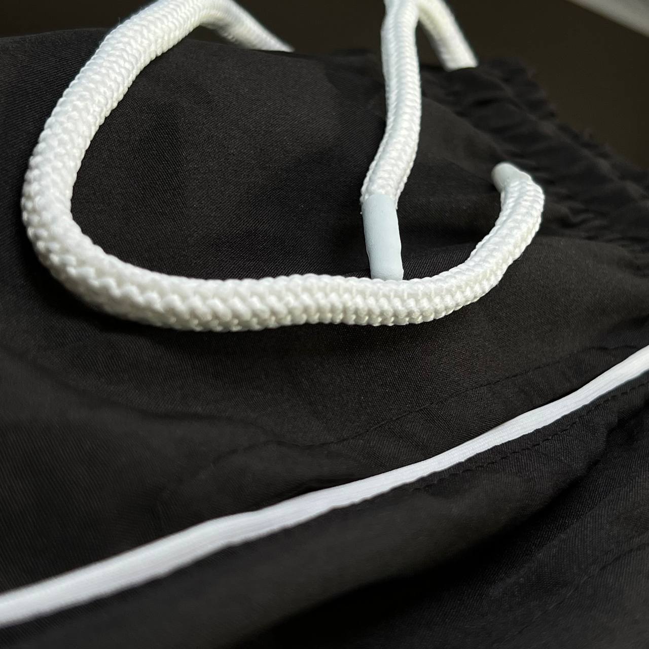 Bermuda Microfibra HIPER - NIKE arte em bordado 