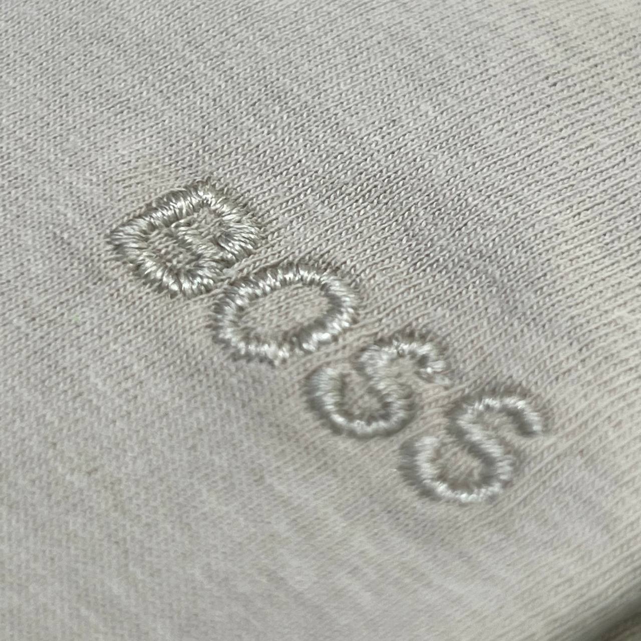 Camiseta GENUINA COTTON SOFT TURCO - HUGO BOSS arte bordada