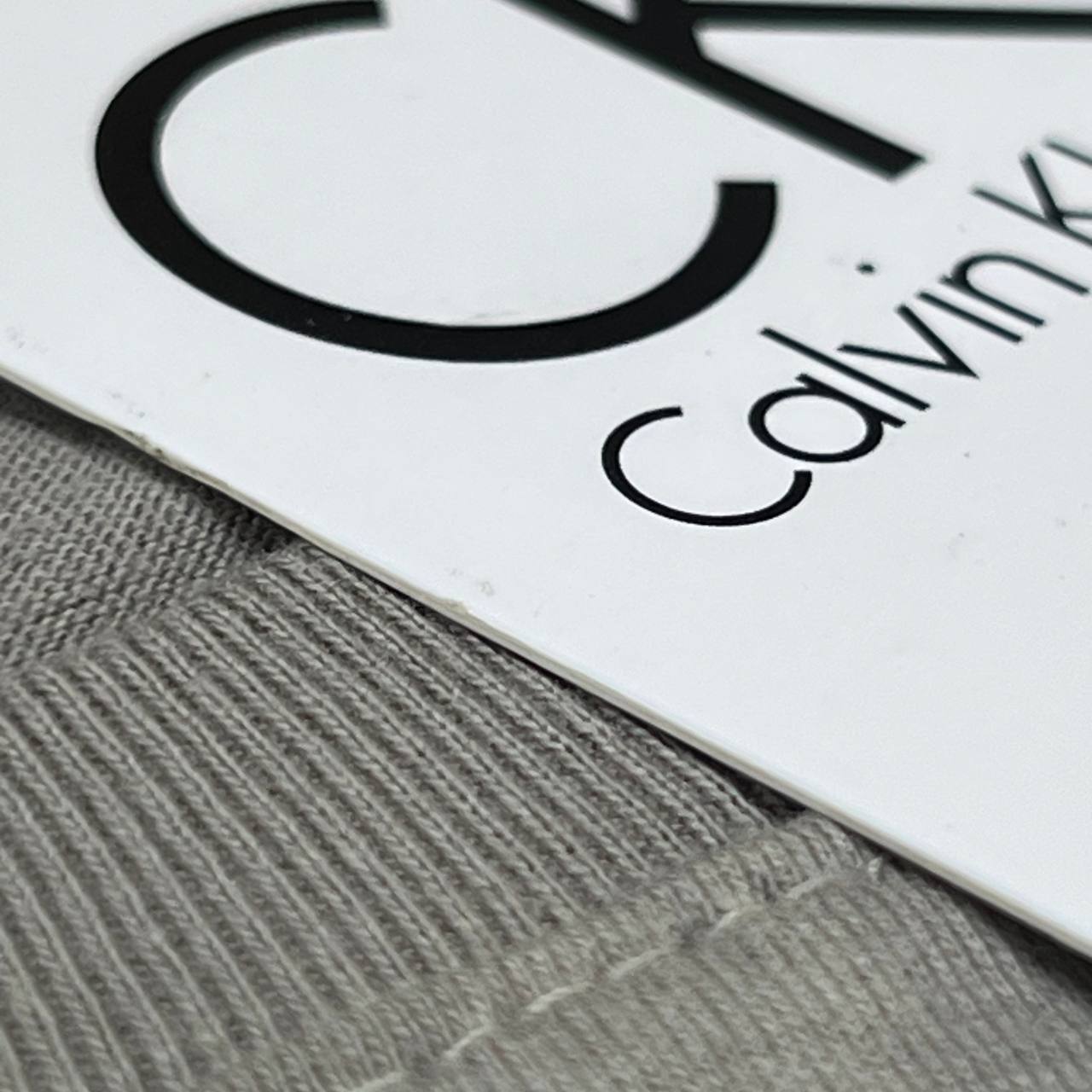 Camiseta Genuína Soft Penteado Turco - CALVIN KLEIN arte em termogel