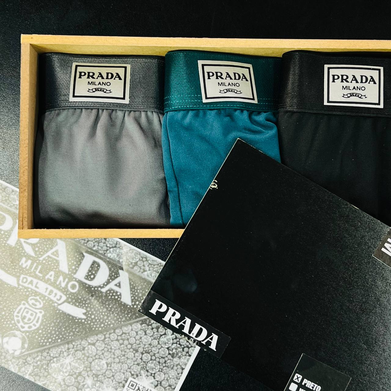 Kit Cueca Premium na caixa de MADEIRA LT 11-A (C308)