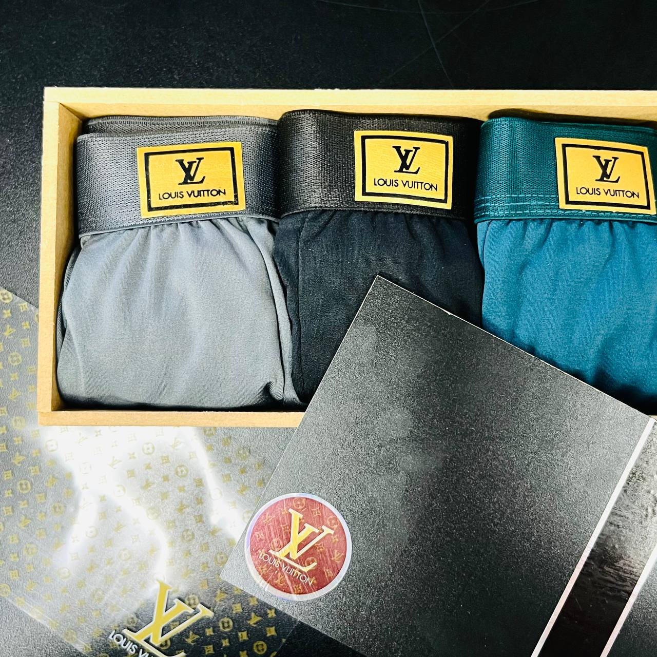 Kit Cueca Premium na caixa de MADEIRA (LT038)