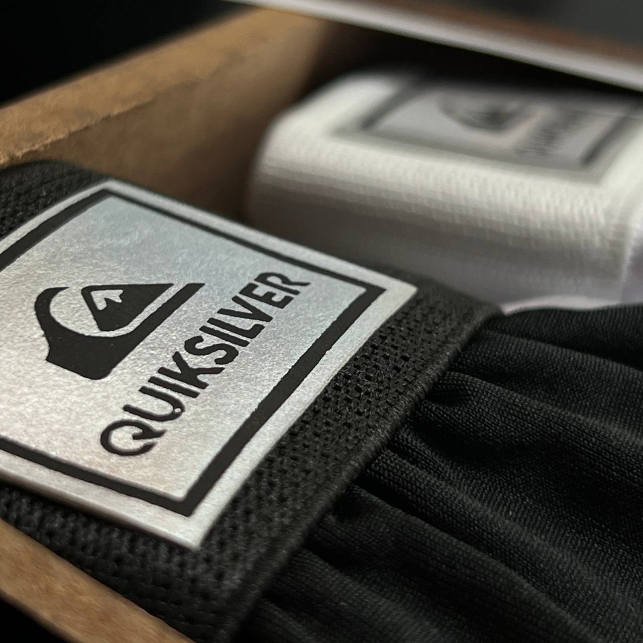 Kit Cueca Premium na caixa de MADEIRA - QUIKSILVER