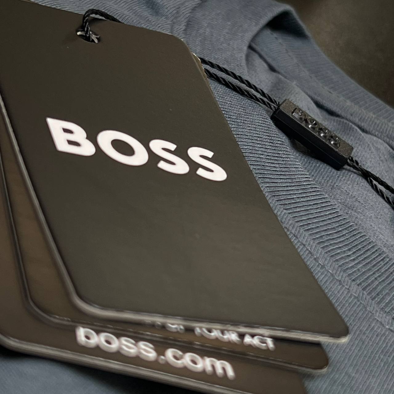 Camiseta GENUINA COTTON SOFT TURCO - HUGO BOSS arte em patch emborrachado