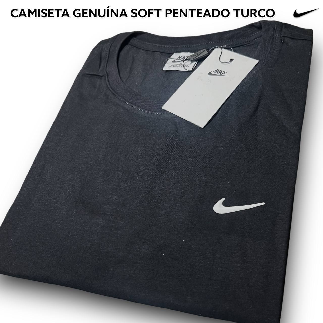 Camiseta Genuína Soft Penteado Turco - NIKE arte em aplique