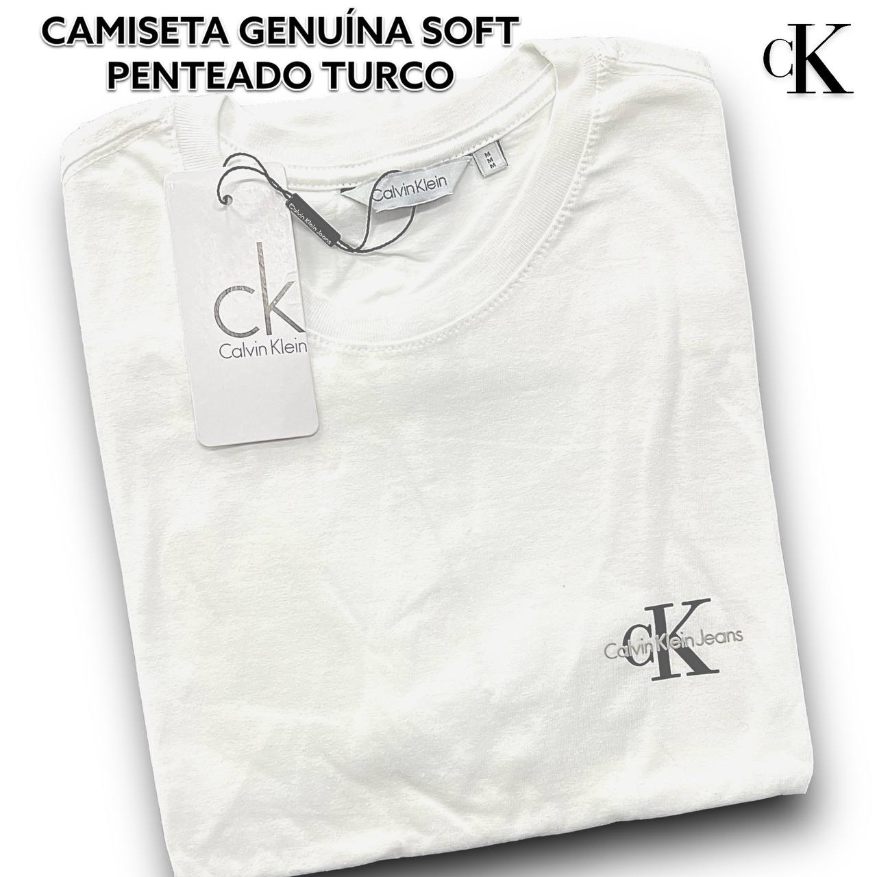 CAMISETA GENUINA SOFT PENTEADO TURCO - CALVIN KLEIN arte em termogel