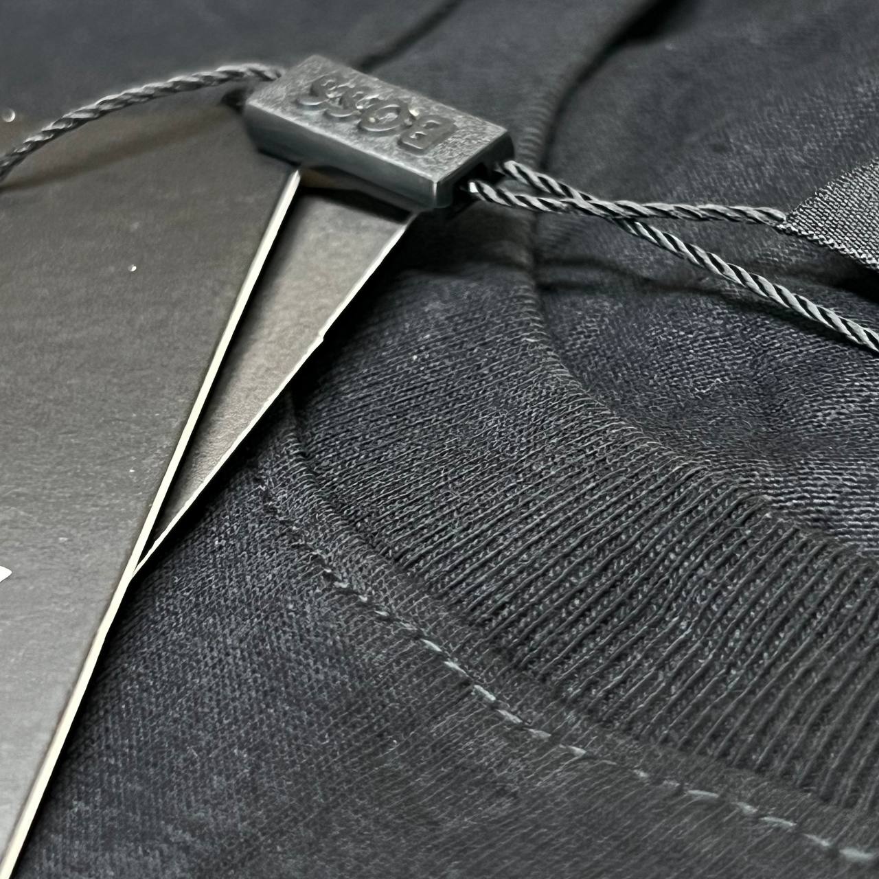 Camiseta GENUINA COTTON SOFT TURCO - HUGO BOSS arte em patch emborrachado