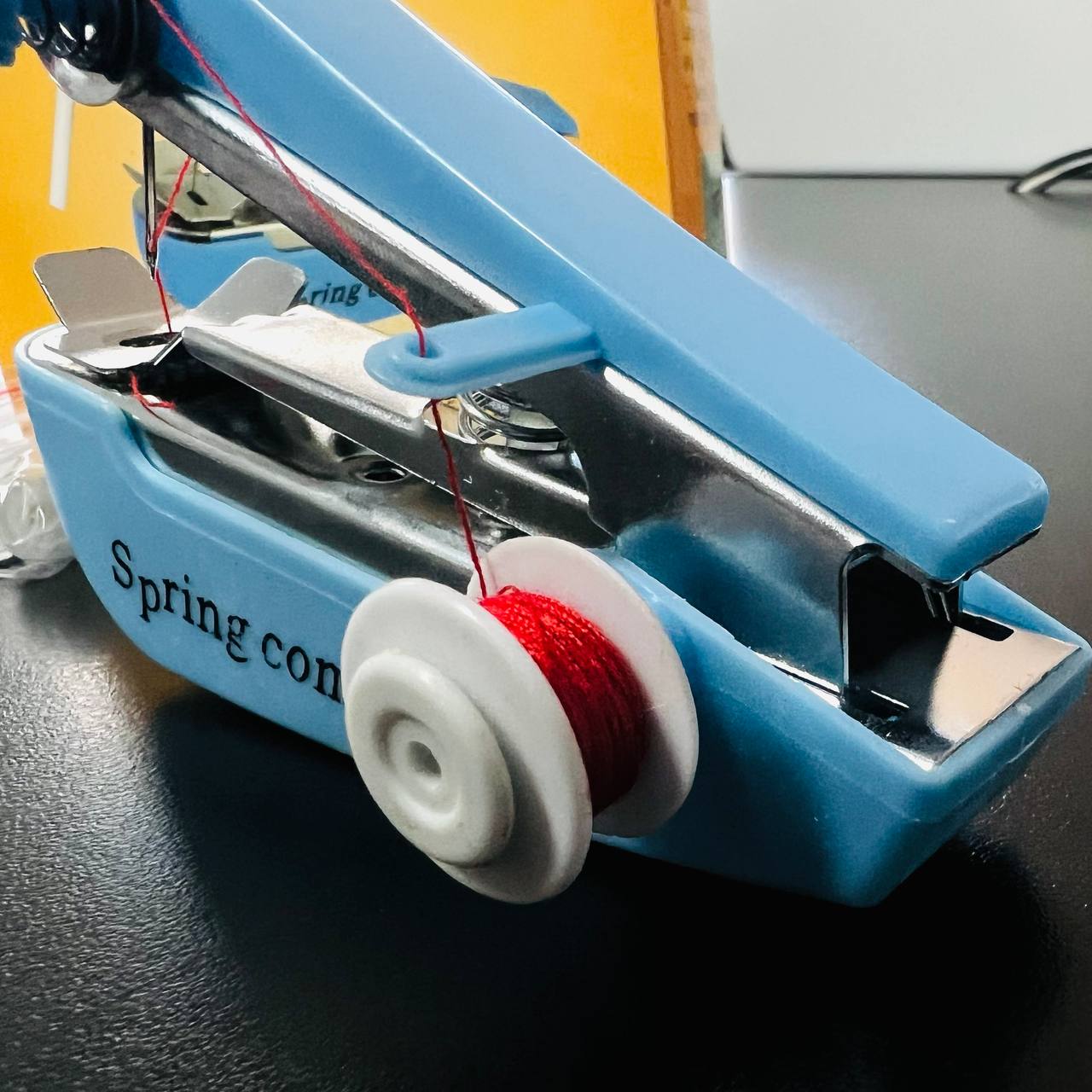 Mini Maquina de Costura Portatil LT34A (C751)