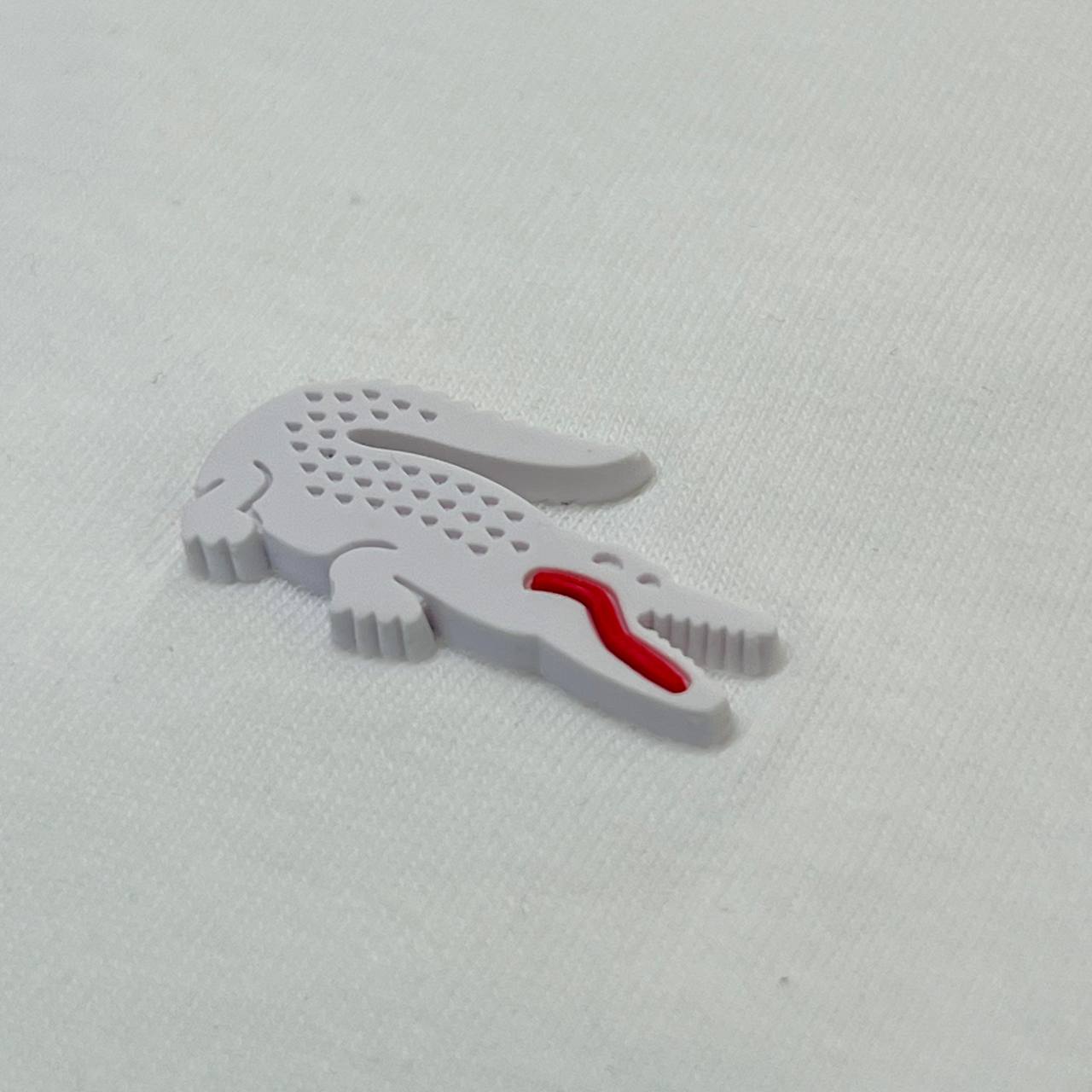 Camiseta GENUINA COTTON SOFT TURCO - LACOSTE arte patch emborrachado