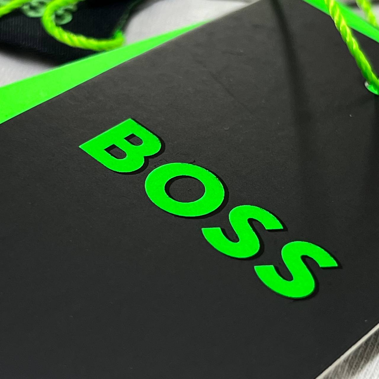 Camiseta GENUINA COTTON SOFT TURCO - HUGO BOSS arte bordada