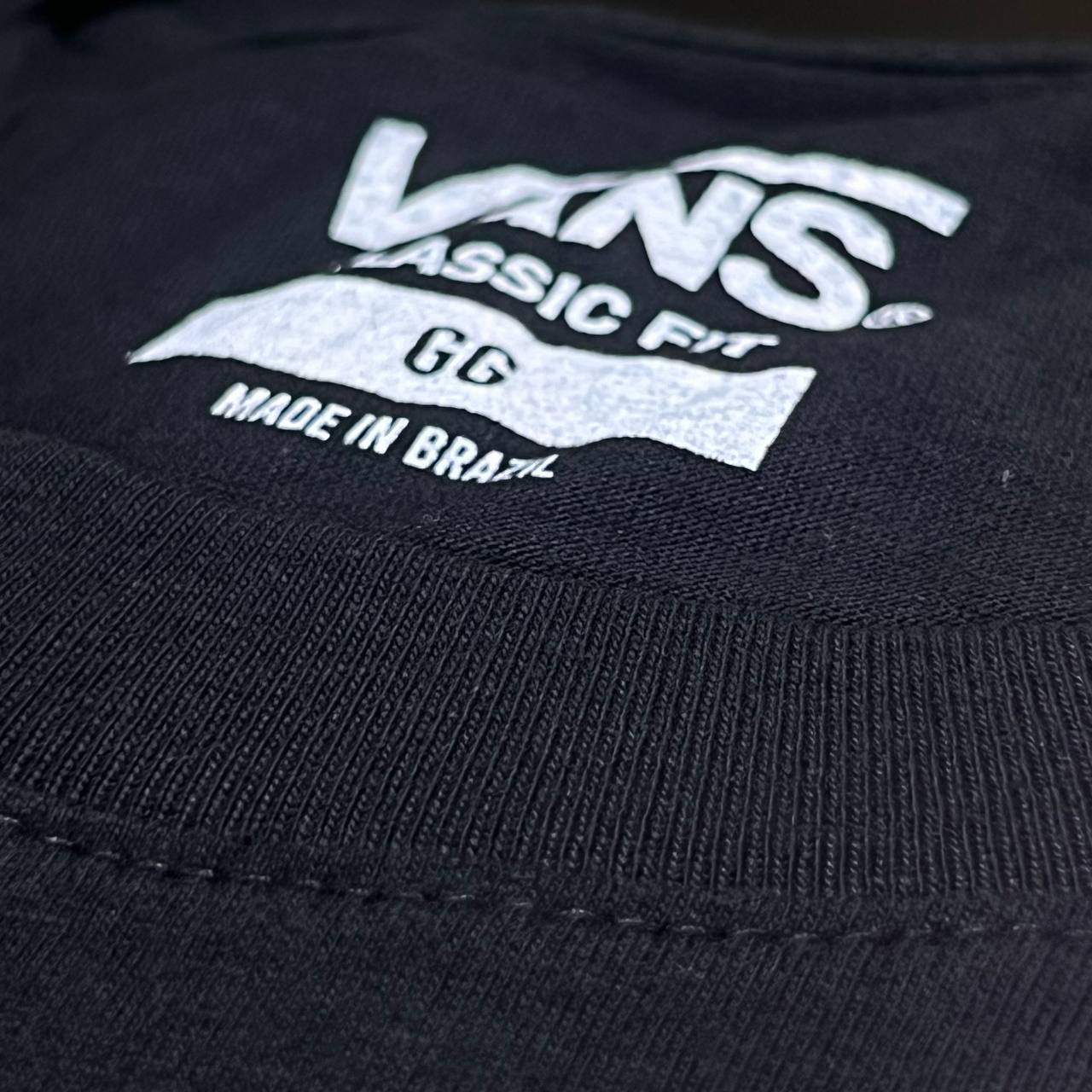 Camiseta Genuína Soft Penteado Turco - VANS arte em DTF