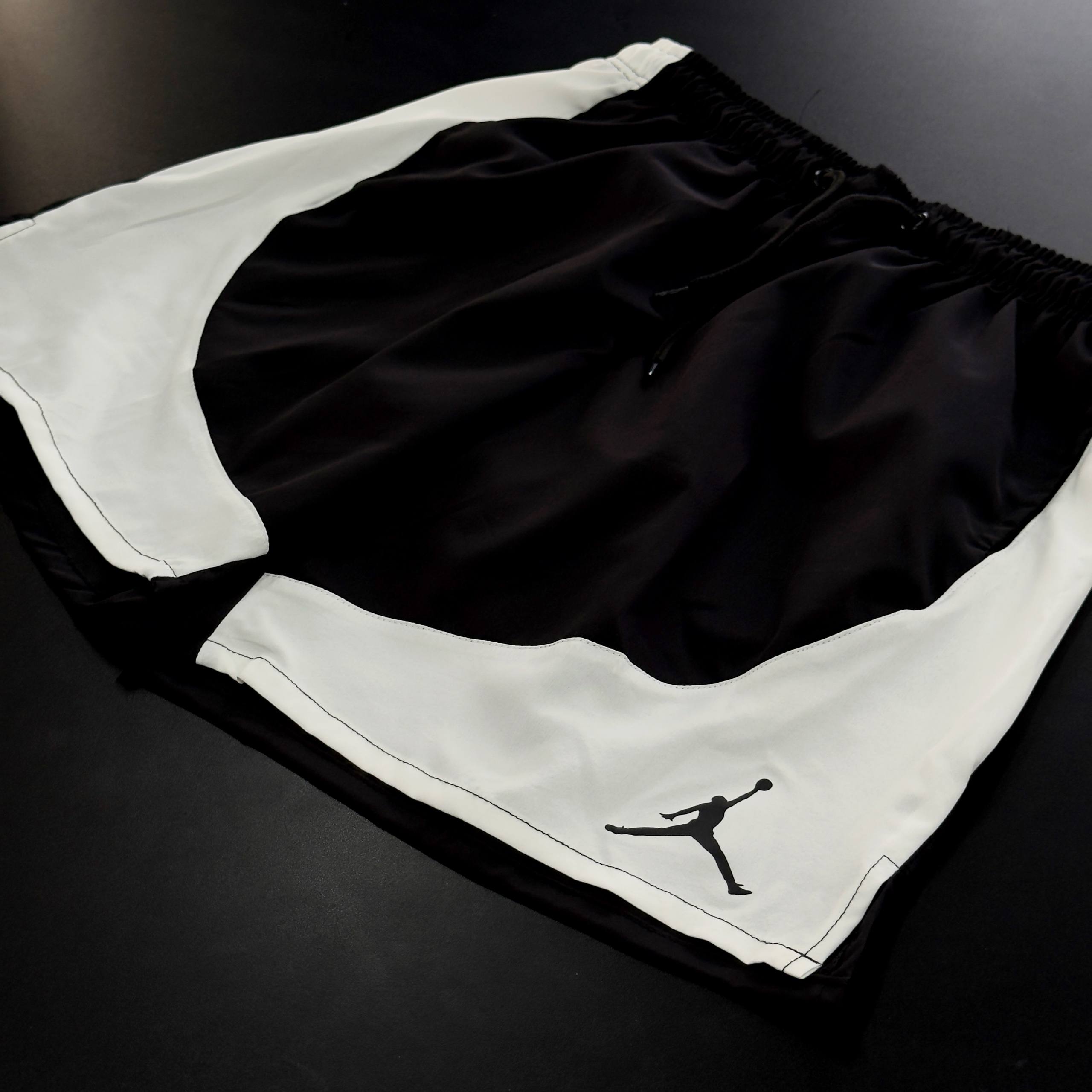 Bermuda Microfibra Premium Jordan